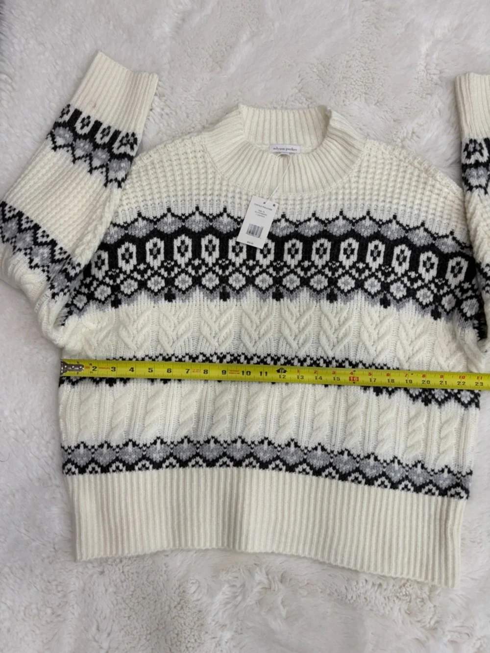 Adyson Parker,Size XL,Women’s Cream Nordic Cable Knit Sweater - Picture 10 of 14